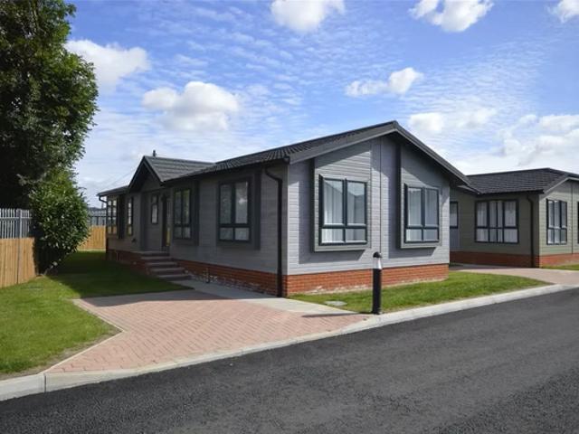 Park Home for sale in Hoo St Werburgh