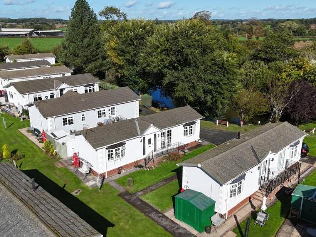 Park Home for sale in Mitton, South Staffordshire