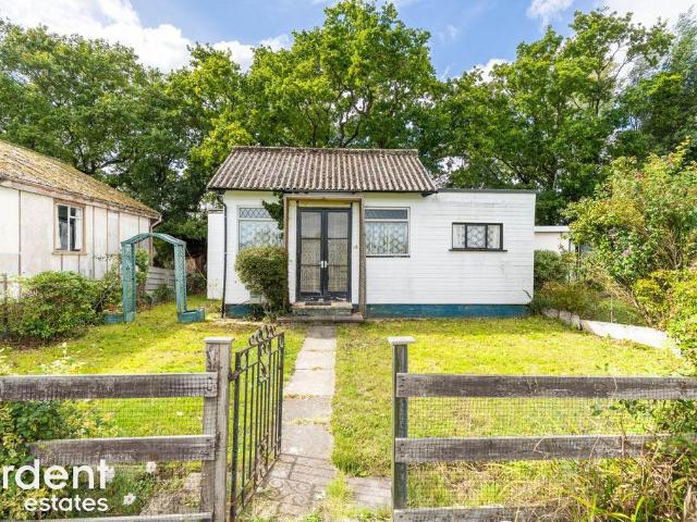 Park Home for sale in Maldon, Essex
