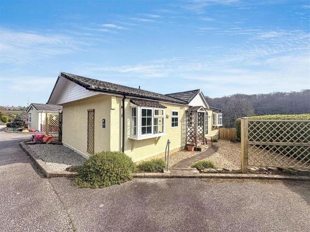 Park Home for sale in Ponsanooth, Cornwall