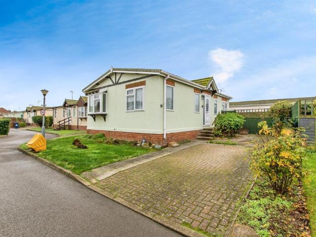 Park Home for sale in Wisbech, Four Gotes