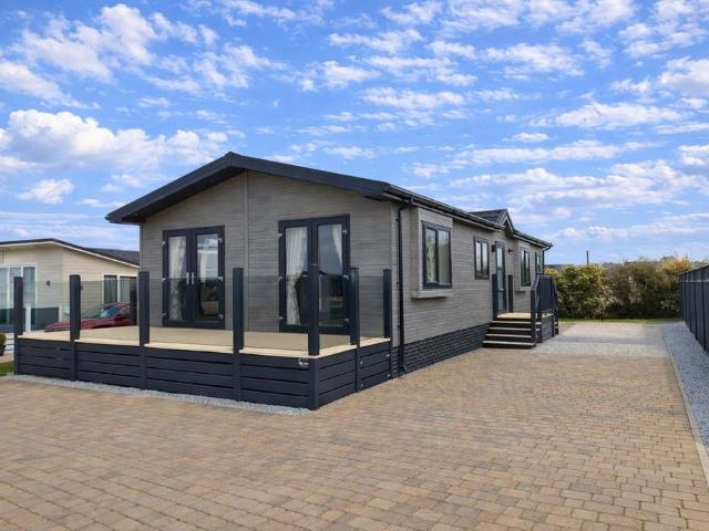 Park Home for sale in Indian Queens, Isle Of Man