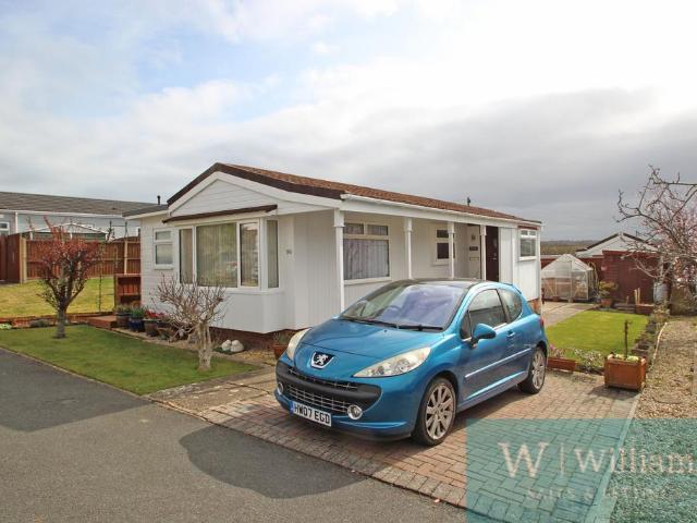 Park Home for sale in Whippingham, Isle Of Wight