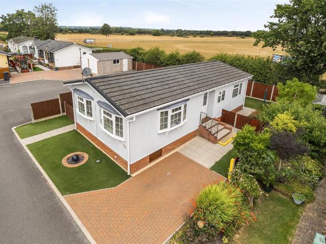 Park Home for sale in Midway, Kent