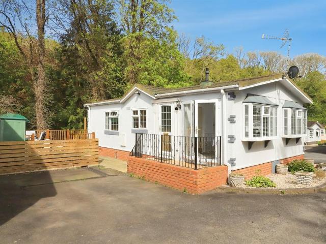 Park Home for sale in Hampton Loade, Shropshire