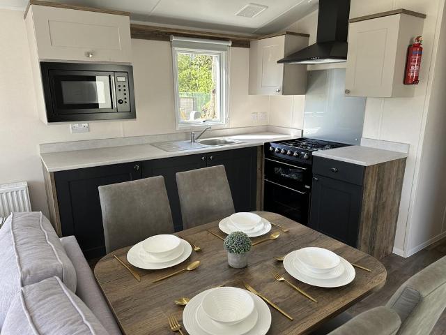 Park Home for sale in Eastbridge, Suffolk