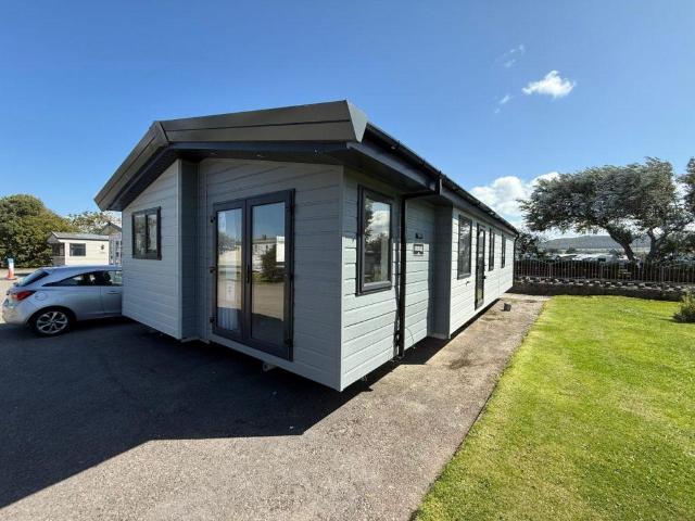 Park Home for sale in Llanfair Talhaiarn, Wales