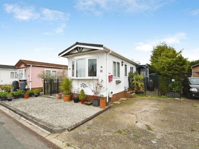 Park Home for sale in Barling, Essex