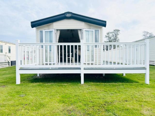 Park Home for sale in Eastbridge, Suffolk