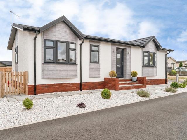 Park Home for sale in Comers, Norfolk