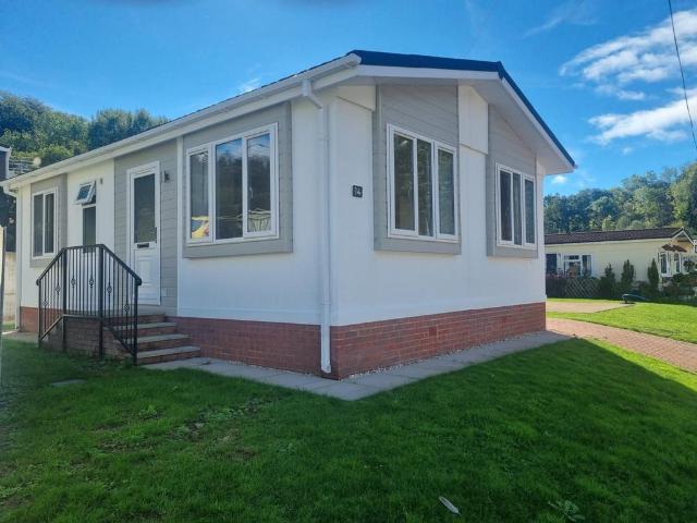 Park Home for sale in Buildwas