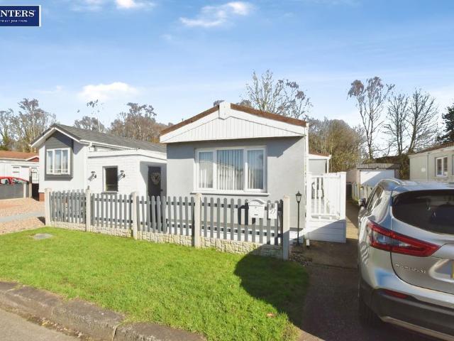 Park Home for sale in Ashby Parkland, Dragonby