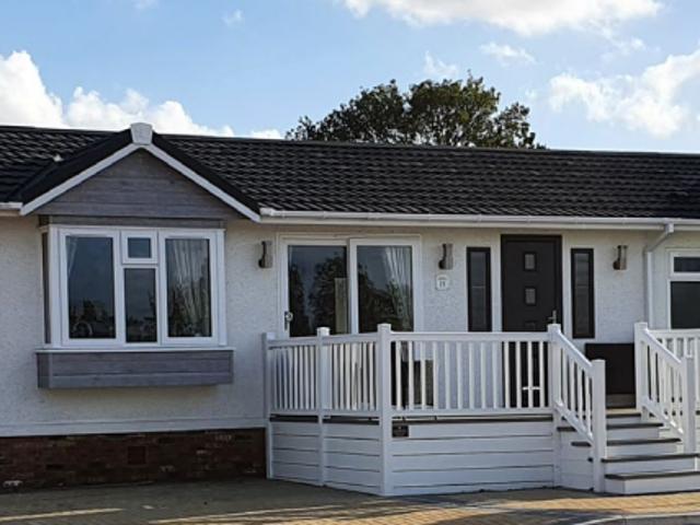 Park Home for sale in Burnham-on-Crouch, Maldon