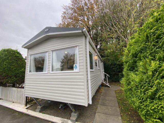 Park Home for sale in Tenby, Wales