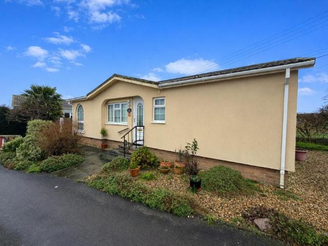 Park Home for sale in Patchway, South Gloucestershire
