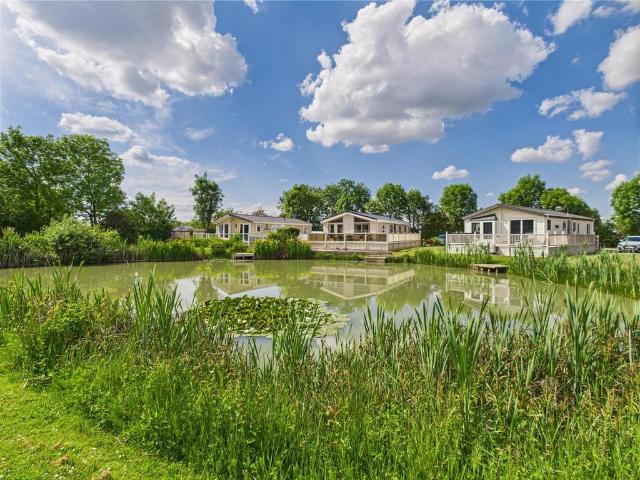 Park Home for sale in Witham St Hughs, Ashby De La Launde