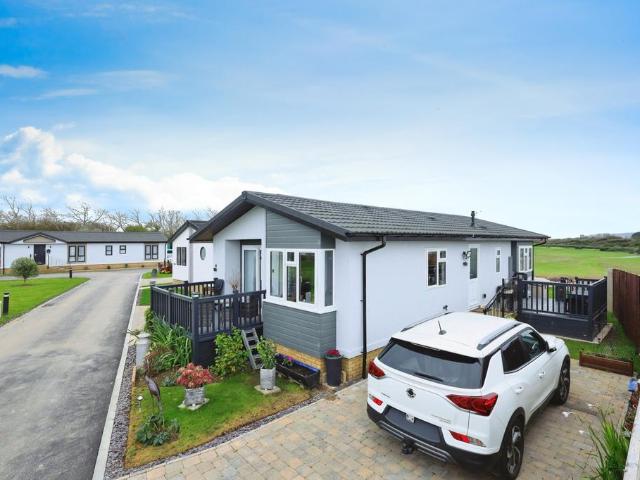 Park Home for sale in Cross In Hand, East Sussex