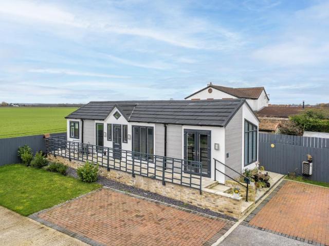 Park Home for sale in Ulleskelf, North Yorkshire