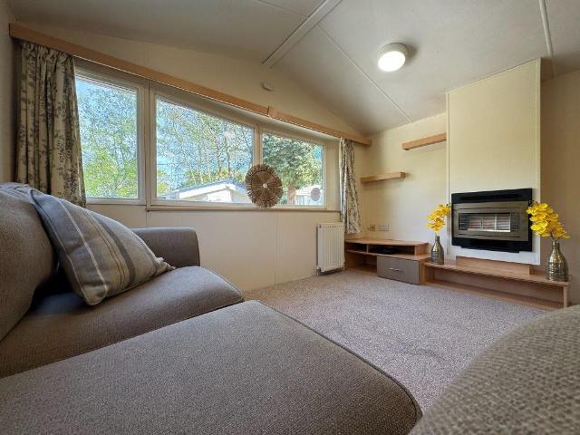 Park Home for sale in Cross In Hand, East Sussex