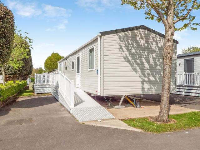 Park Home for sale in Overcombe, Weymouth