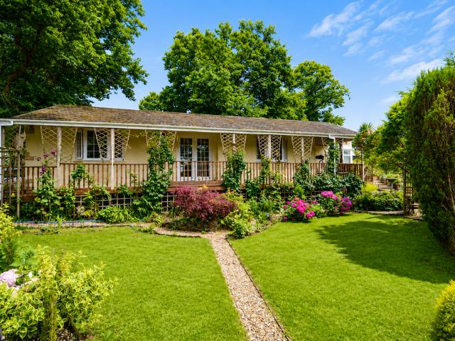 Park Home for sale in Bridford, Devon
