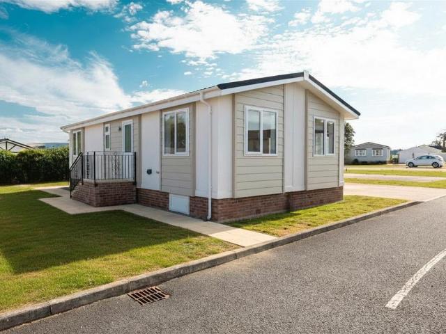 Park Home for sale in Dalston