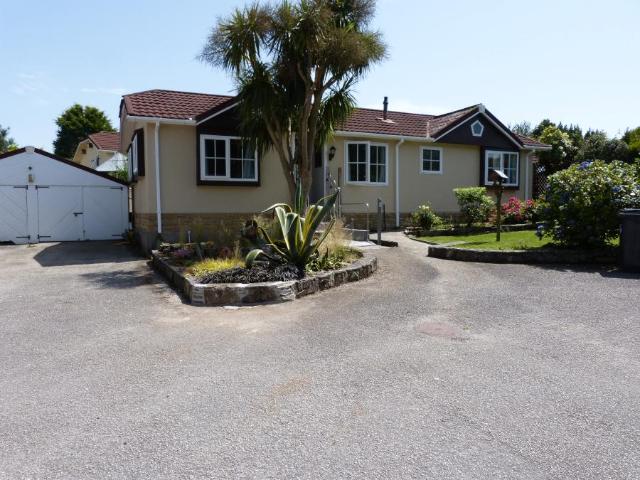 Park Home for sale in St. Mewan, Sticker