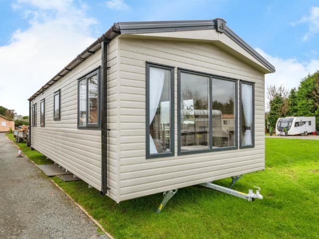 Park Home for sale in Costhorpe, East Midlands