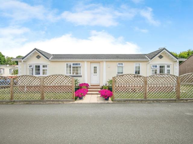 Park Home for sale in Bixley, Eastbridge
