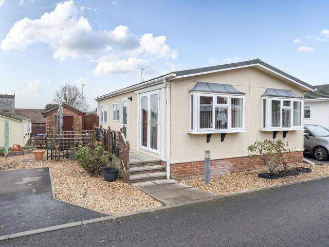 Park Home for sale in Durrington, Wiltshire