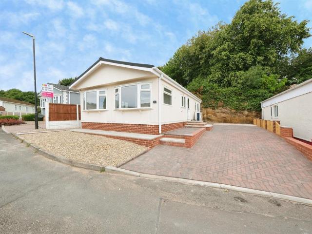 Park Home for sale in Loundsley Green, East Midlands
