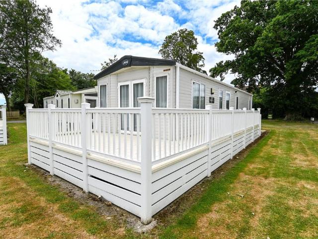 Park Home for sale in Ashurst Bridge, Hampshire