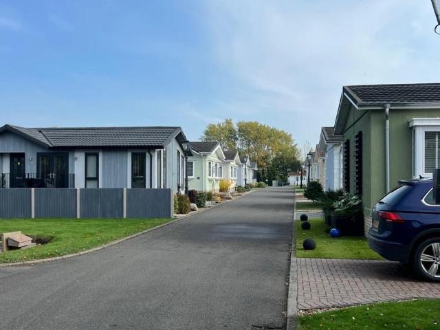 Park Home for sale in Barway, Cambridgeshire