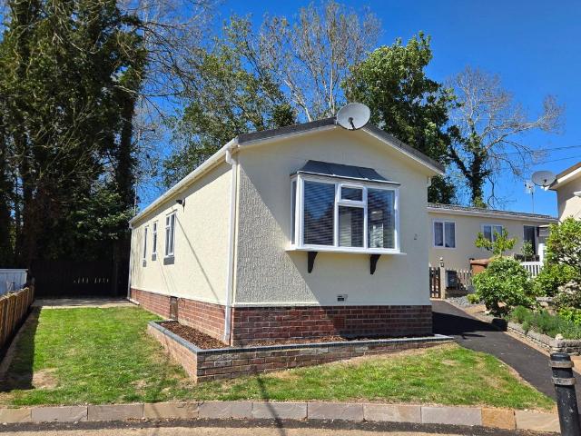 Bungalow for sale in Standon, Colliers End