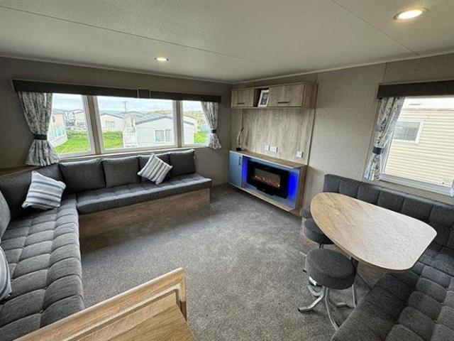 Park Home for sale in Spring Vale, Hampshire