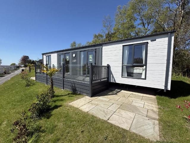 Park Home for sale in Longridge, Paradise