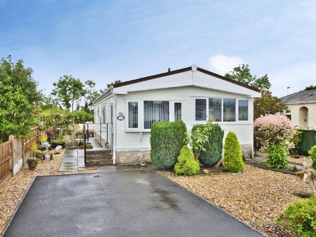 Park Home for sale in Charlton Mackrell, Somerset
