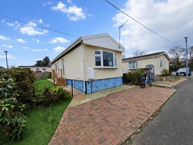 Park Home for sale in Watergate, Devon