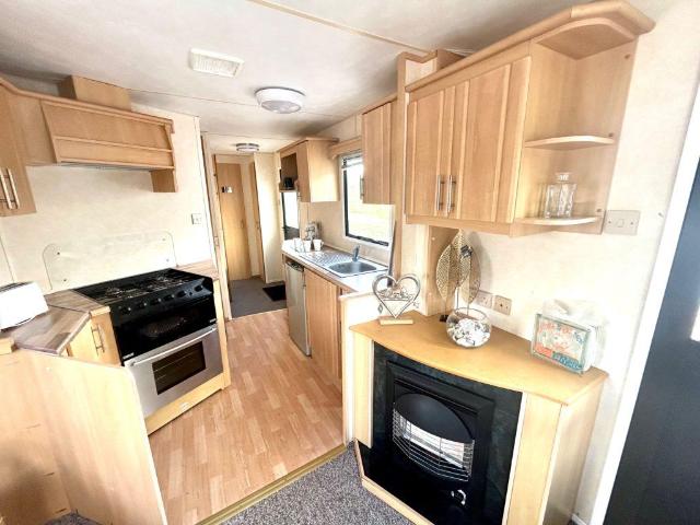 Park Home for sale in Tunstall, Roos