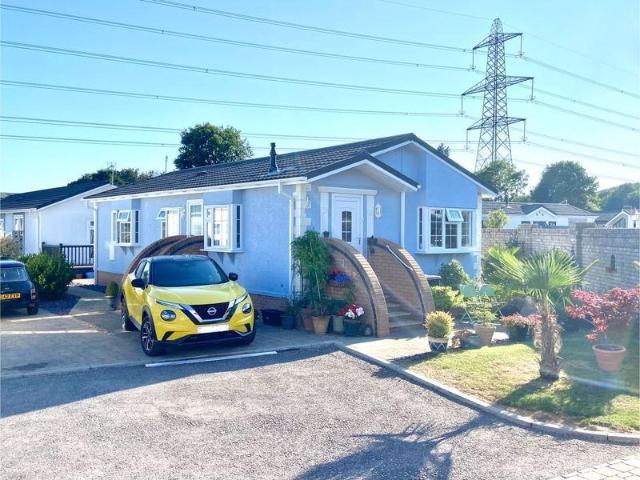Park Home for sale in North Boarhunt, Hampshire