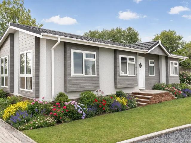 Park Home for sale in Egginton, East Midlands