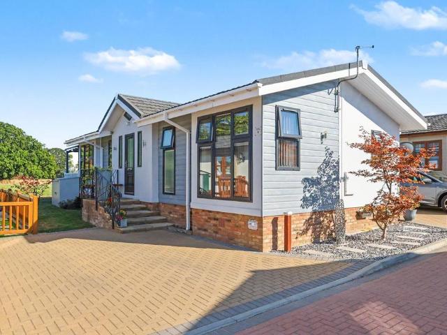 Park Home for sale in Barling, Essex