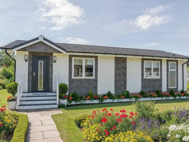 Park Home for sale in Iford, East Sussex