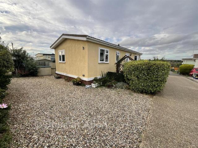 Park Home for sale in Crouch Park, Rochford