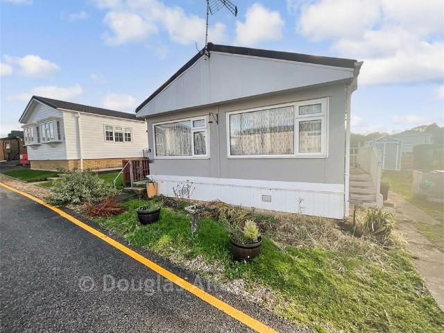 Park Home for sale in Langdon Hills, Isle Of Man