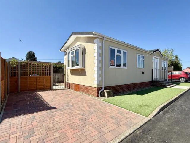 Park Home for sale in Bedingfield, Suffolk