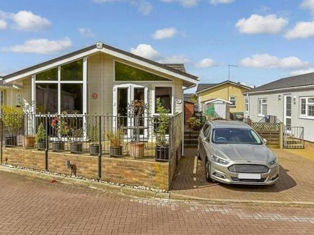 House for sale in Bridgefield, Kent