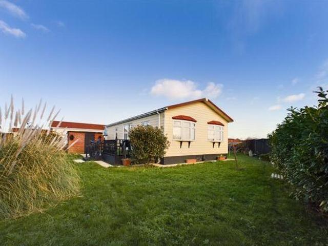 House for sale in Canvey Island