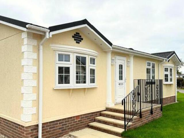 House for sale in Bournemouth, Bournemouth, Christchurch and Poole