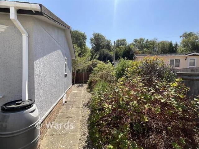 Park Home for sale in East Hill, The Butts